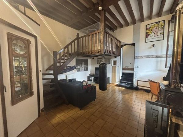 Appartement à ROISSY EN BRIE (77680)