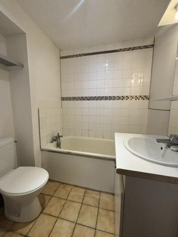 Appartement à ROISSY EN BRIE (77680)