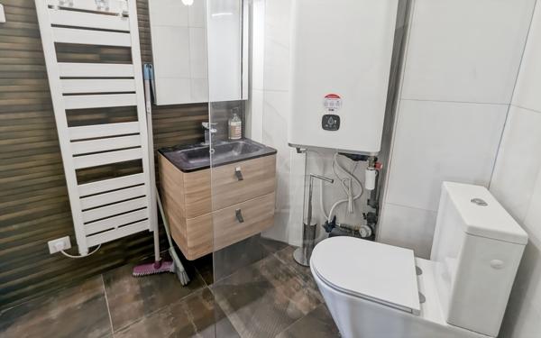 Appartement à vendre    2 pièces • 22,36 m2 Cannes