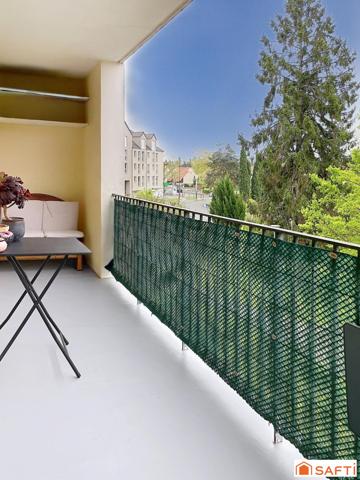 Appartement 79 m2 - 3 chambres - RER C - Commerces - Ecoles - à pieds