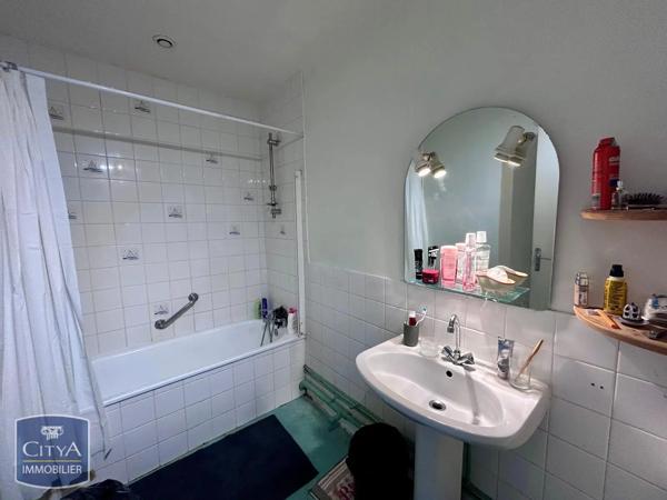 Maison à louer 4 pièces 95.16m² Joué-lès-Tours (37300)