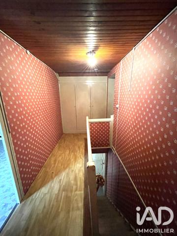 Maison à vendre 7 pièces 145,05 m² Saint-Éloy-les-Mines