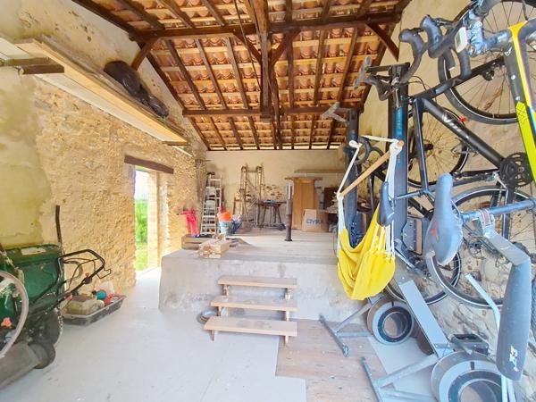 Pouillon (40350) Ferme landaise du 18ème siècle entièrement restaurée en 2023