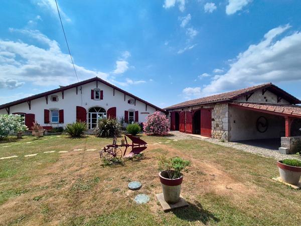 Pouillon (40350) Ferme landaise du 18ème siècle entièrement restaurée en 2023