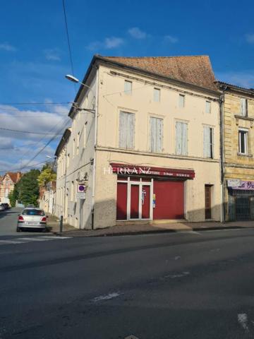 Ensemble immobilier composé d'une Boucherie et un appartement d'environ 167 m2, 7 pièces à Montpon Ménestérol Détails des diagnostics énergétiques