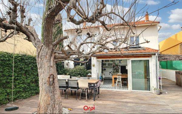 Maison à vendre    6 pièces • 109 m2 Marseille 10