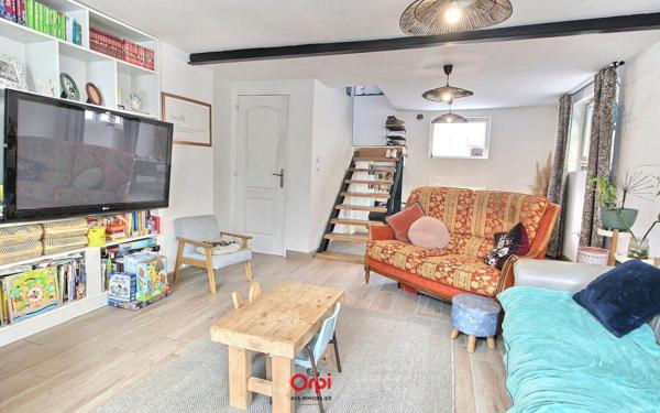 Maison à vendre    6 pièces • 109 m2 Marseille 10