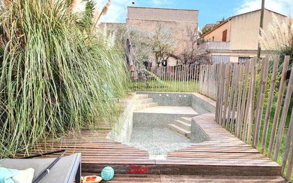 Maison à vendre    6 pièces • 109 m2 Marseille 10