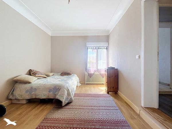 Maison 222 000 € Ussac 6 p 137 m² DPE F