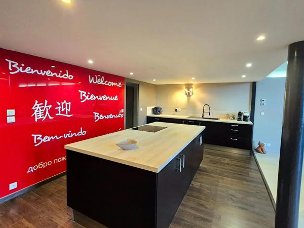 Appartement à vendre 4 pièces 157.9m² Tourcoing (59200)