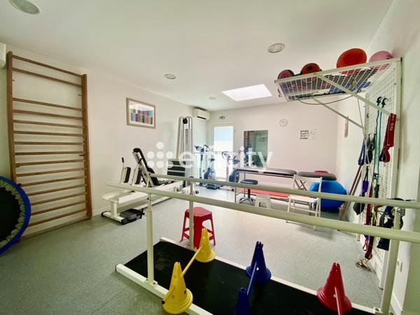 Maison 6 pièces - 211 m² Exclusivité efficity