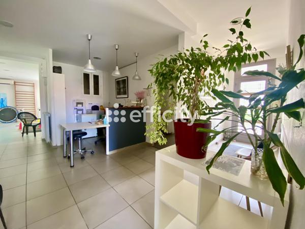 Maison 6 pièces - 211 m² Exclusivité efficity