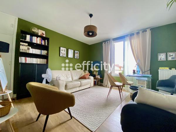 Maison 6 pièces - 211 m² Exclusivité efficity