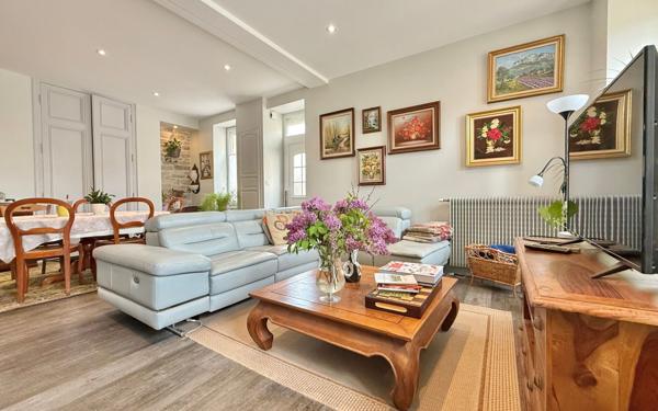 Maison à vendre    6 pièces • 168,44 m2 Morey-Saint-Denis