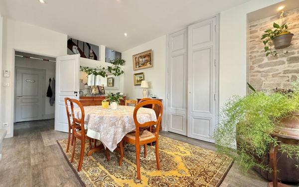 Maison à vendre    6 pièces • 168,44 m2 Morey-Saint-Denis