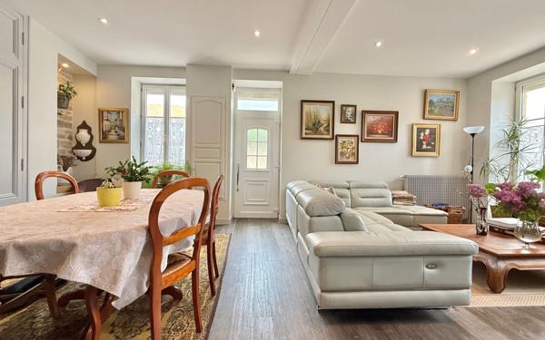 Maison à vendre    6 pièces • 168,44 m2 Morey-Saint-Denis