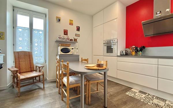 Maison à vendre    6 pièces • 168,44 m2 Morey-Saint-Denis