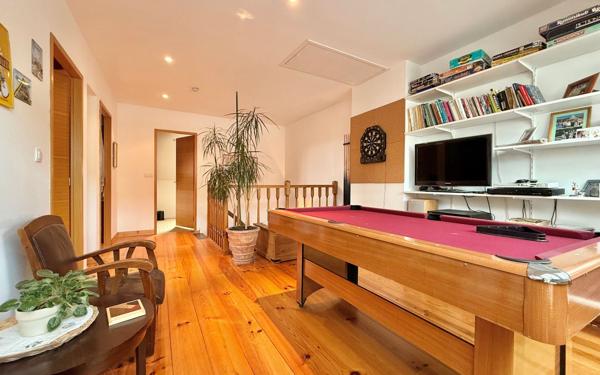 Maison à vendre    6 pièces • 168,44 m2 Morey-Saint-Denis