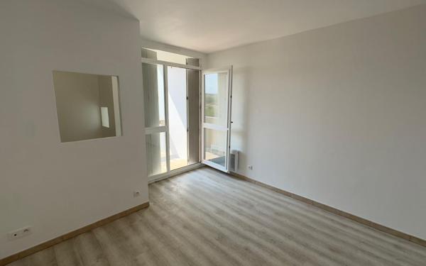 Appartement à vendre    1 pièce •  Perpignan