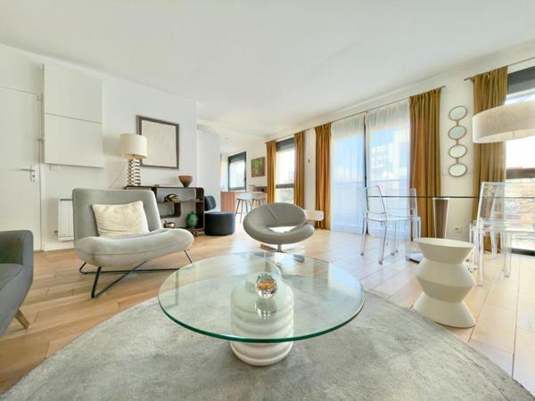 Appartement 3 pièces lumineux avec grande réception de 40 m²