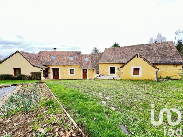 Maison 7 pièces de 220 m² à Coudrecieux (72440)