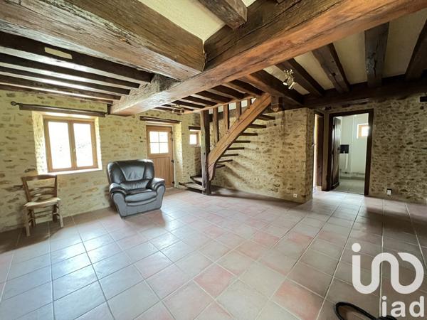 Maison 7 pièces de 220 m² à Coudrecieux (72440)