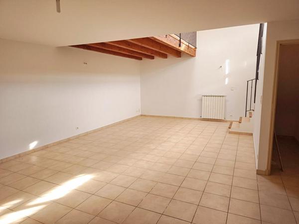 PRIX EN BAISSE POUR CE SUPERBE DUPLEX AVEC TERRASSE