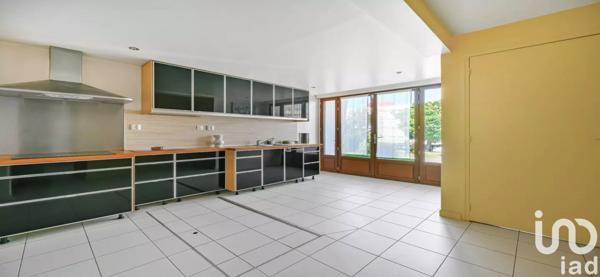 Maison à vendre 7 pièces 200 m² Rueil-Malmaison