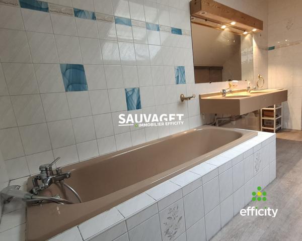 Appartement 3 pièces - 103 m²