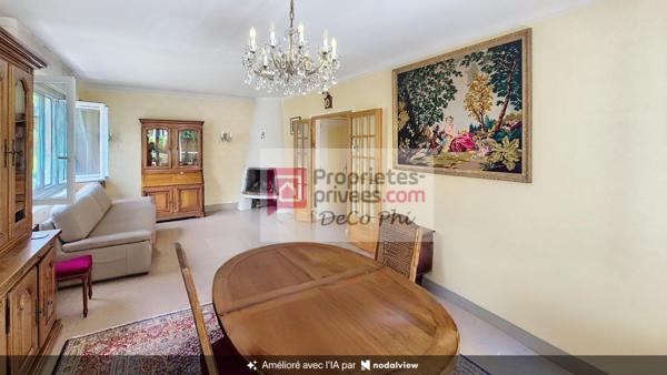 Maison  jardin & terrasse  6 pièces  106 m2 (236 m2 au sol)  Versailles Montreuil