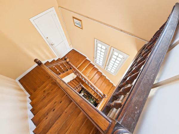 Maison
         10 pièces
        - 140 m² Bien prestige 730 000 € *