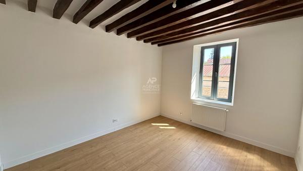 Maison Vauréal village 364 900 € **  - Référence  5227