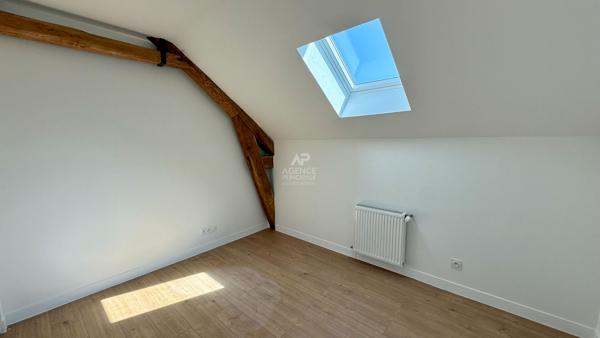 Maison Vauréal village 364 900 € **  - Référence  5227
