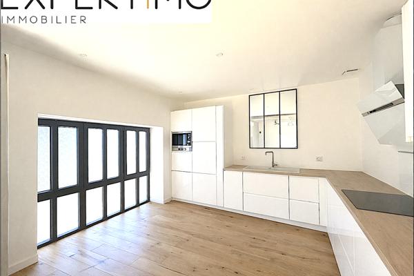 Merville (31330) Maison atypique de village meublée (ou pas) avec piscine intérieure