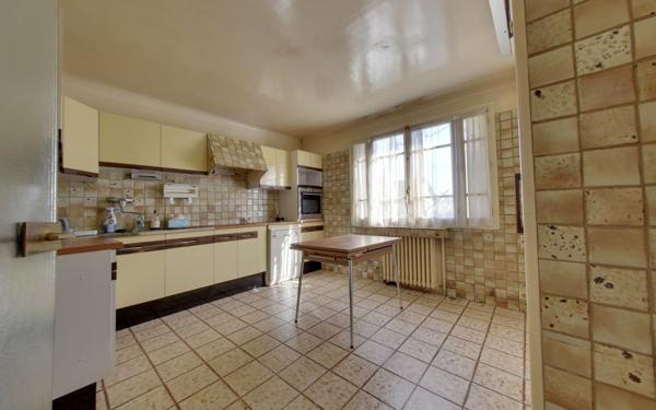 Maison à vendre    4 pièces • 134,57 m2 Aulnay-sous-Bois