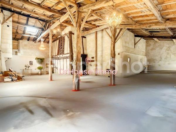 Commerce à vendre 15 pièces de 600 m²