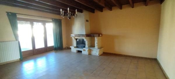 Garat. Maison 125 m² avec terrasses, jardin et garage. Terrain clos 1182m²