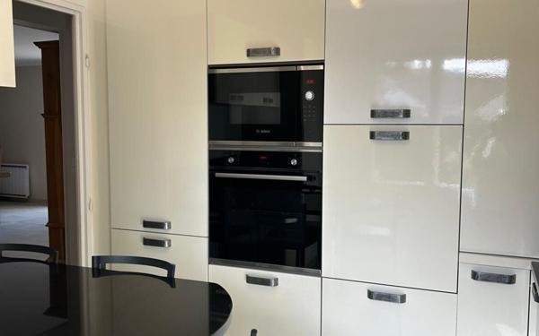 Maison à vendre    4 pièces • 107,30 m2 Saint-Germain-lès-Corbeil