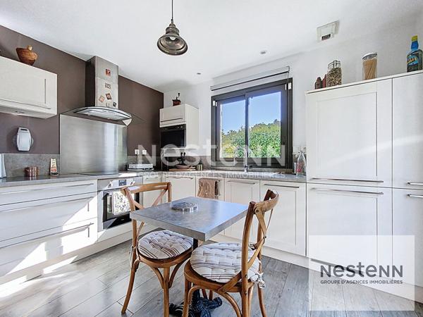 A vendre maison 5 pièces de 165 m² avec garage sur terrain de 462 m² à Castelnau Le Lez
