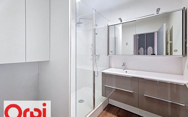 Appartement à vendre    3 pièces • 81,76 m2 Chamalières