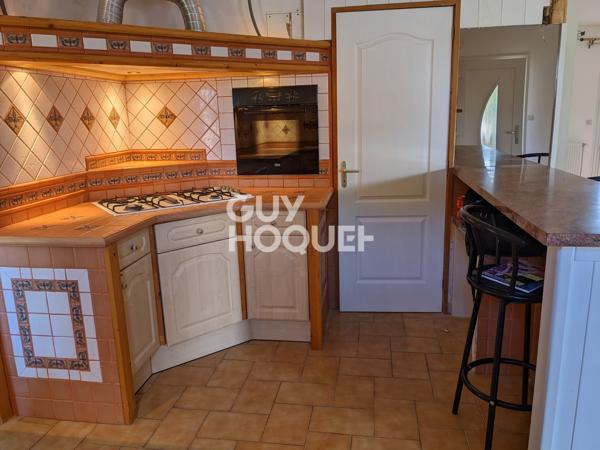 MAISON INDIVIDUELLE A LOUER - 3 CHAMBRES - GARAGE - JARDIN - 93.64 m² - PRADETTES