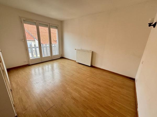 EN VENTE - FOURCHAMBAULT - Maison 2 chambres cour intérieure
