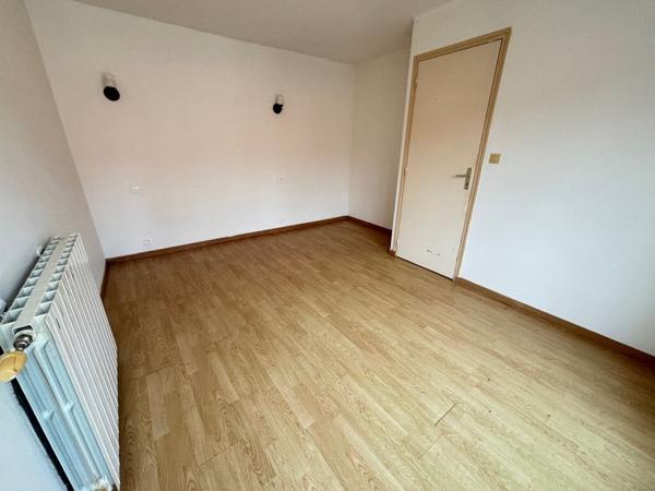EN VENTE - FOURCHAMBAULT - Maison 2 chambres cour intérieure