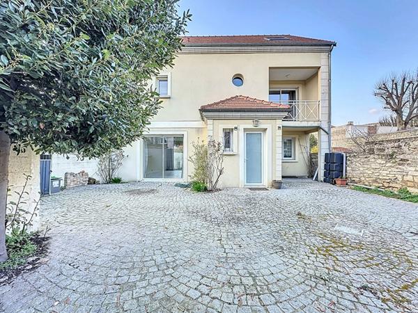 Montesson Village Maison 7 pièce(s) 153 m² €649 000 ** - Référence 161618