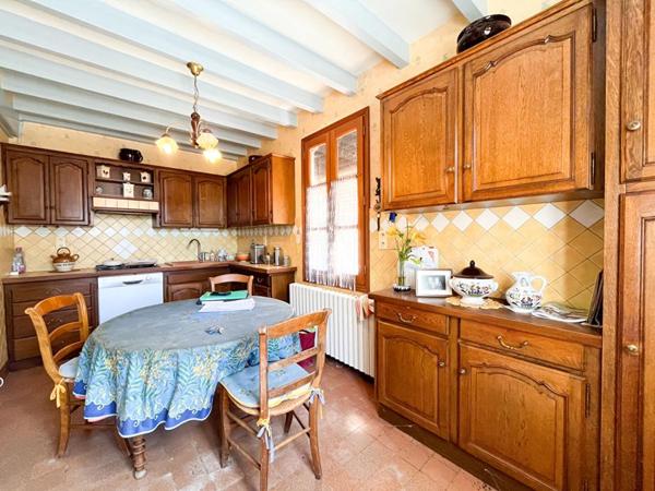 Maison Val Fouzon 11 pièce(s) 254 m2