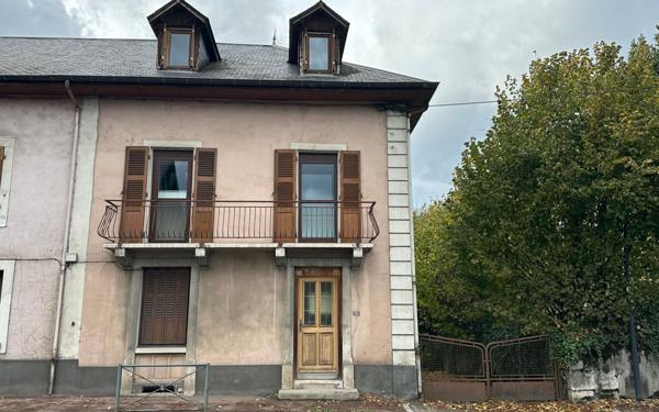 Maison à vendre    7 pièces •  Albens