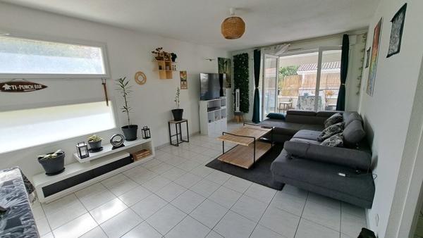 Appartement à vendre |  Saint-Seurin-sur-l'Isle |  3 pièces | 71 m²