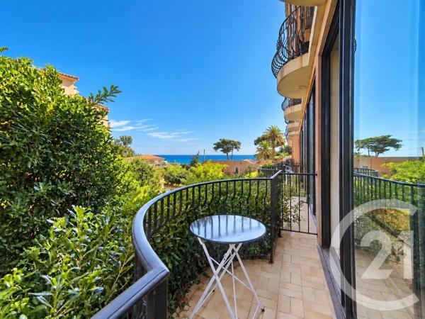 Appartement T2 à vendre  2 pièces - 49,82 m 2   FREJUS  - 83
