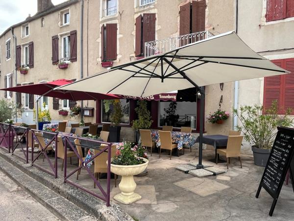 Fonds de commerce de restaurant - bar, à vendre SAINT DESERT (71)