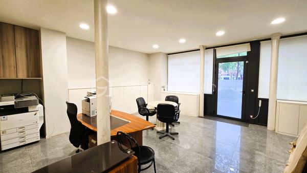 Local d'activités de 56,53 m²